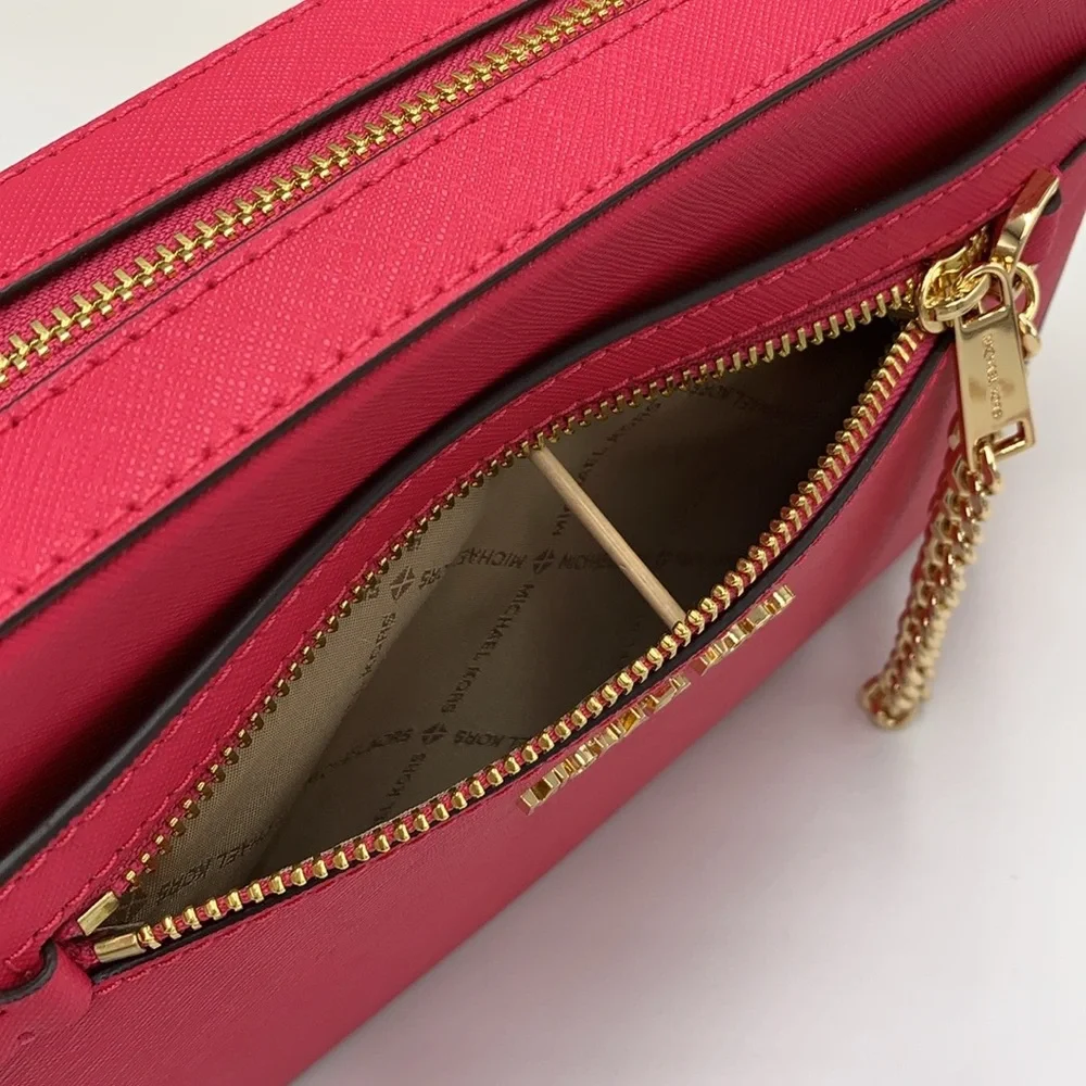 MICHAEL KORS
Jet Set Large Saffiano Leather Crossbody Bag
ELECTRIC PINK
NWT - Picture 6 of 16